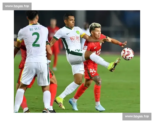 畅享全球足球赛事直播精彩时刻随时在线观看,带你领略每场比赛的热血与激情 畅享全球足球赛事直播精彩时刻随时在线观看,带你领略每场比赛的热血与激情